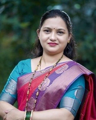 सौ. लीना मयूर ठाकूर